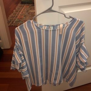 Cute/ Beachy Ruffle Blouse